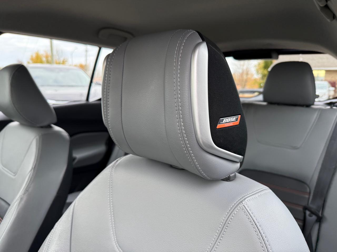 2024 Nissan Kicks SR Leather! Heated Steering! CarPlay! Photo