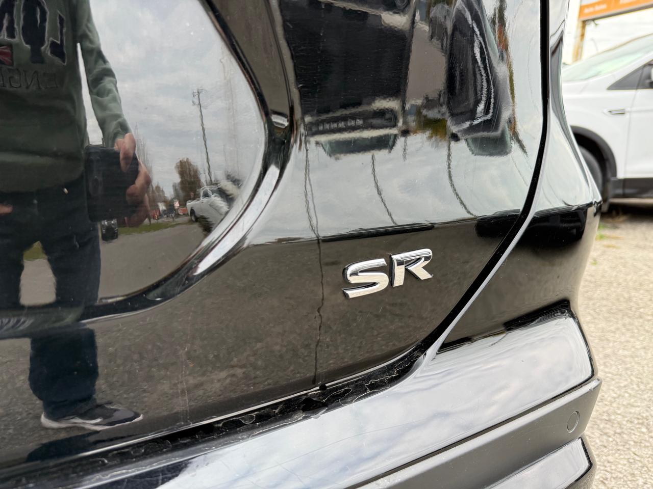 2024 Nissan Kicks SR Leather! Heated Steering! CarPlay! Photo