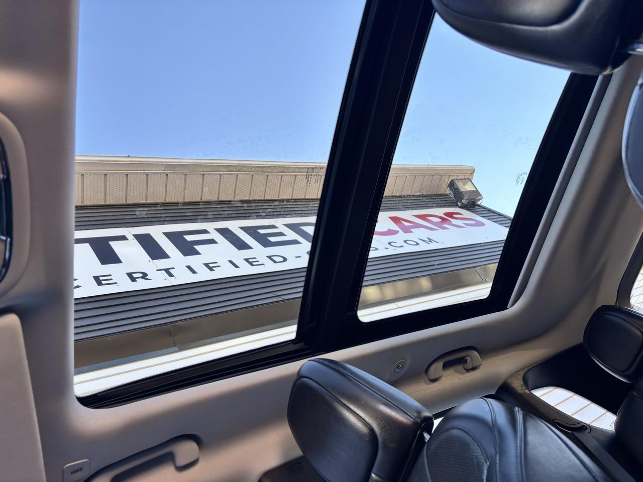 2019 Jeep Cherokee Trailhawk Elite ** 4WD/V6, BSM, CARPLAY ** Photo