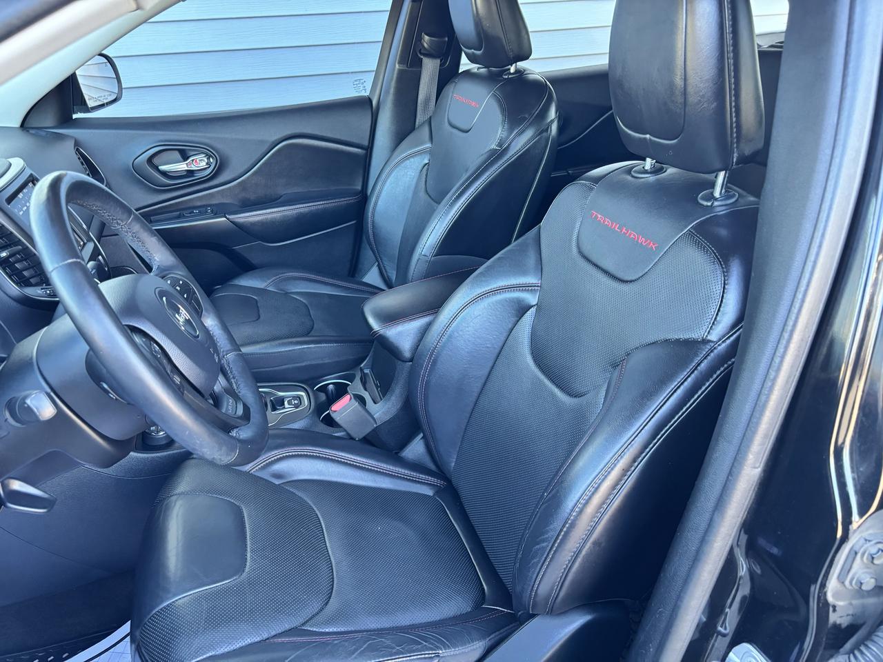 2019 Jeep Cherokee Trailhawk Elite ** 4WD/V6, BSM, CARPLAY ** Photo