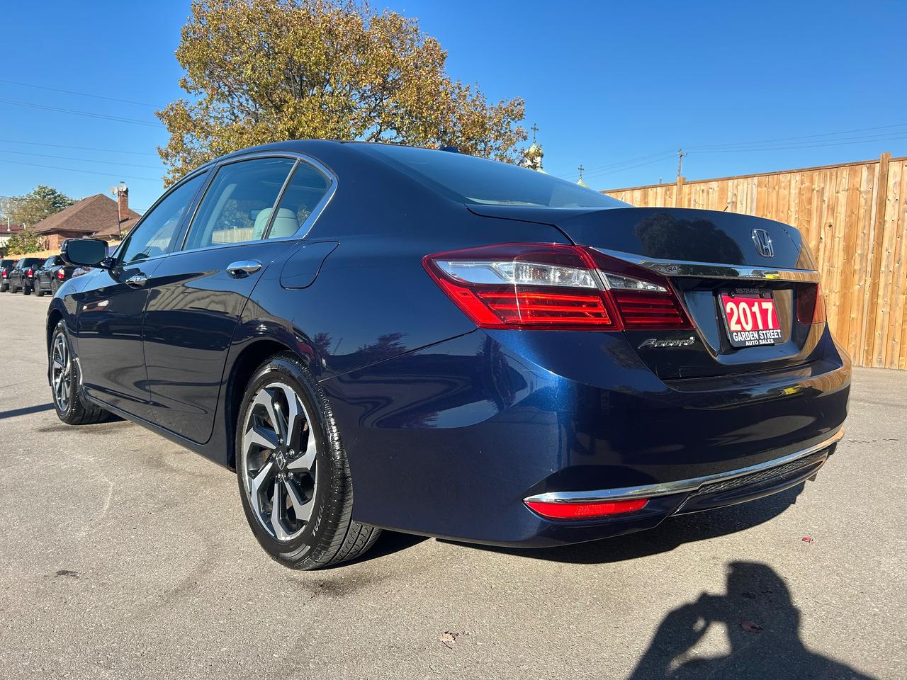 2017 Honda Accord EX-L Photo