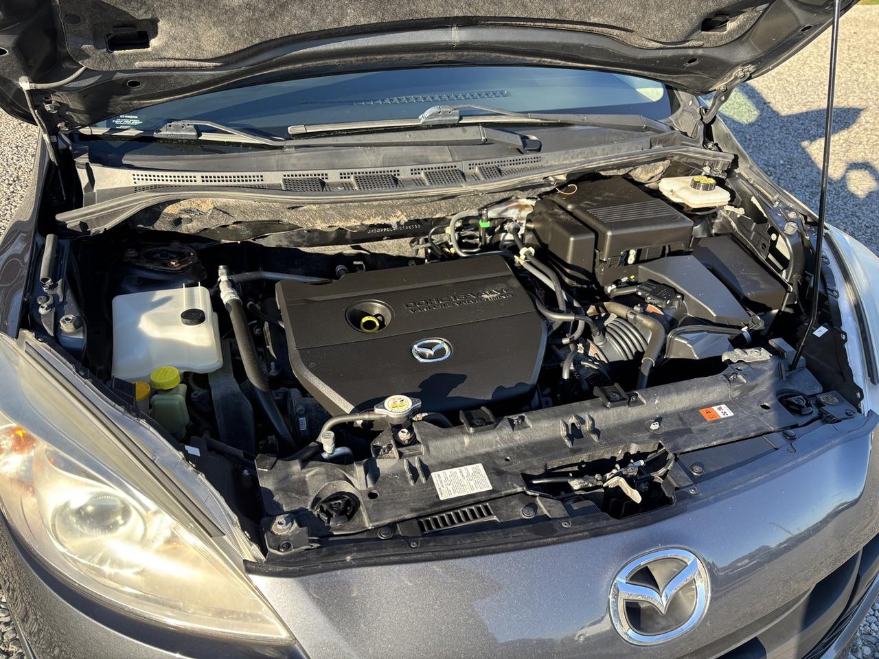2017 Mazda MAZDA5 Touring ~CLEAN CARFAX~ Photo
