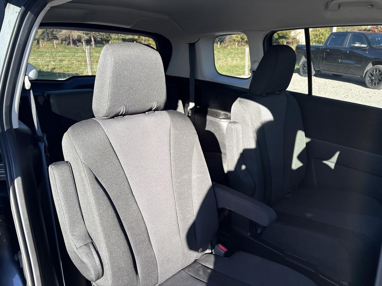 2017 Mazda MAZDA5 Touring ~CLEAN CARFAX~ Photo