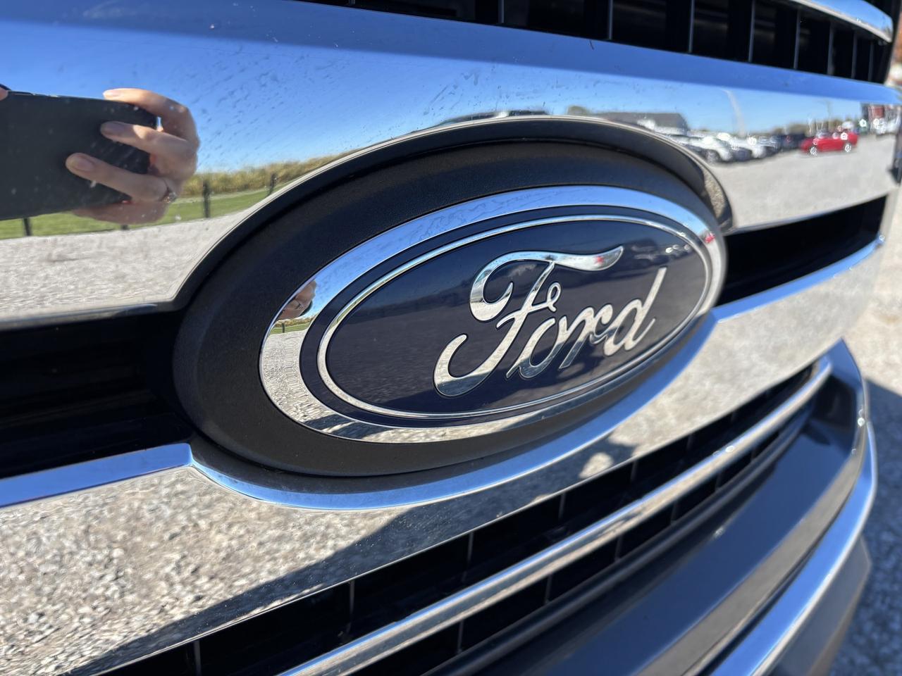 2018 Ford F-150 XLT ~CLEAN CARFAX~1 OWNER~ Photo