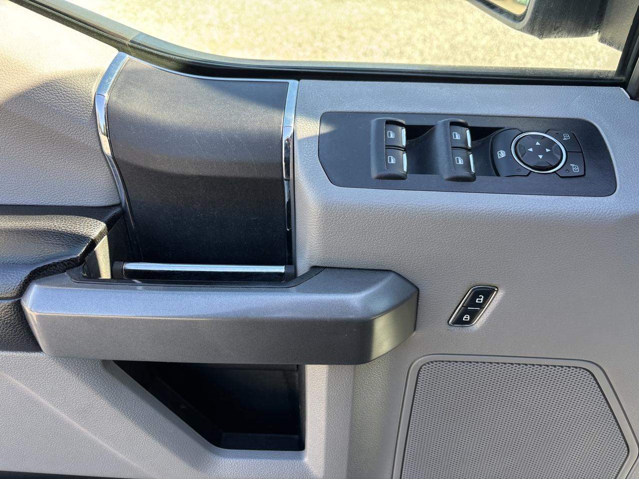 2018 Ford F-150 XLT ~CLEAN CARFAX~1 OWNER~ Photo