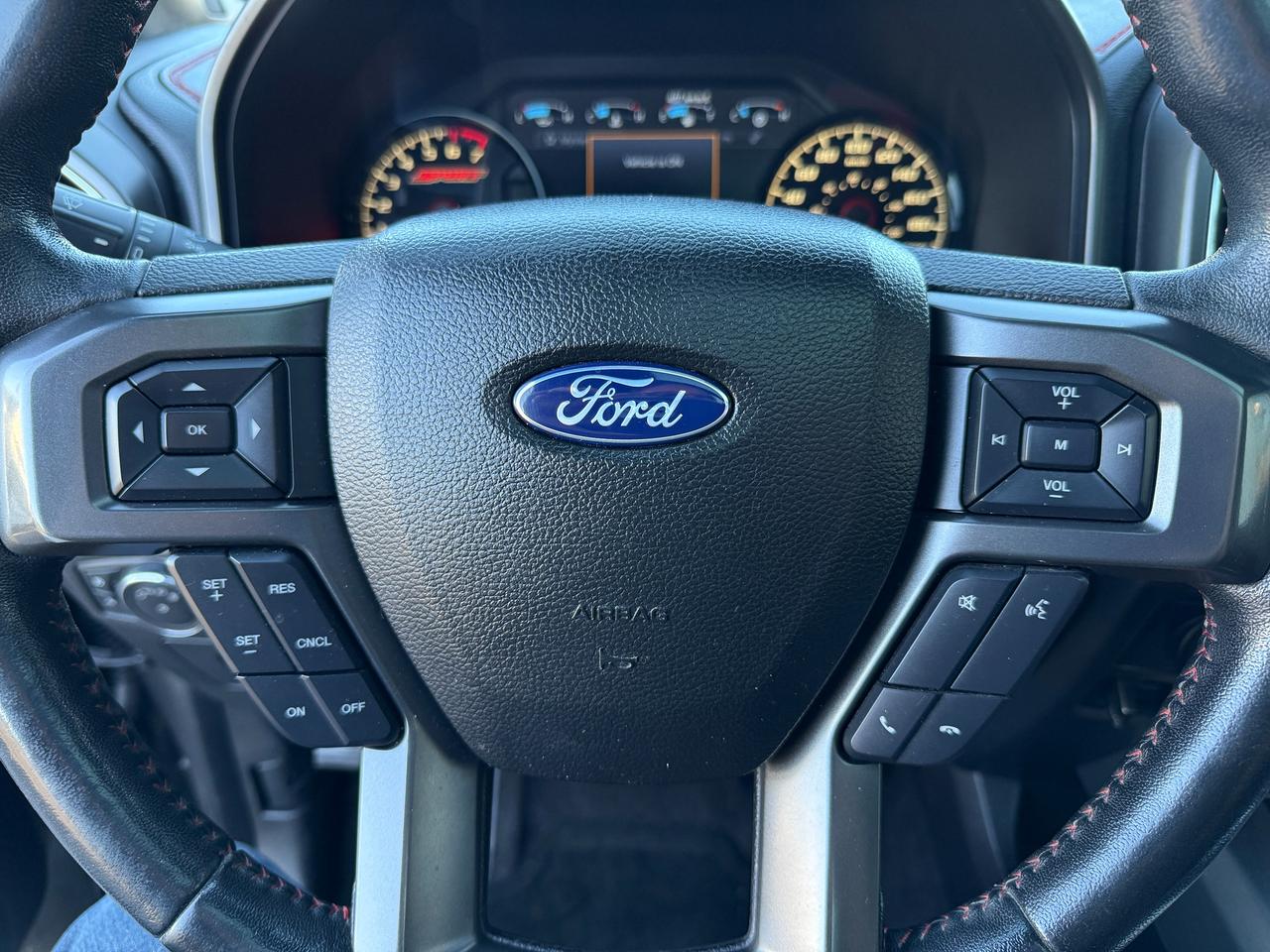 2017 Ford F-150 4WD SUPERCREW 145" LARIAT Photo