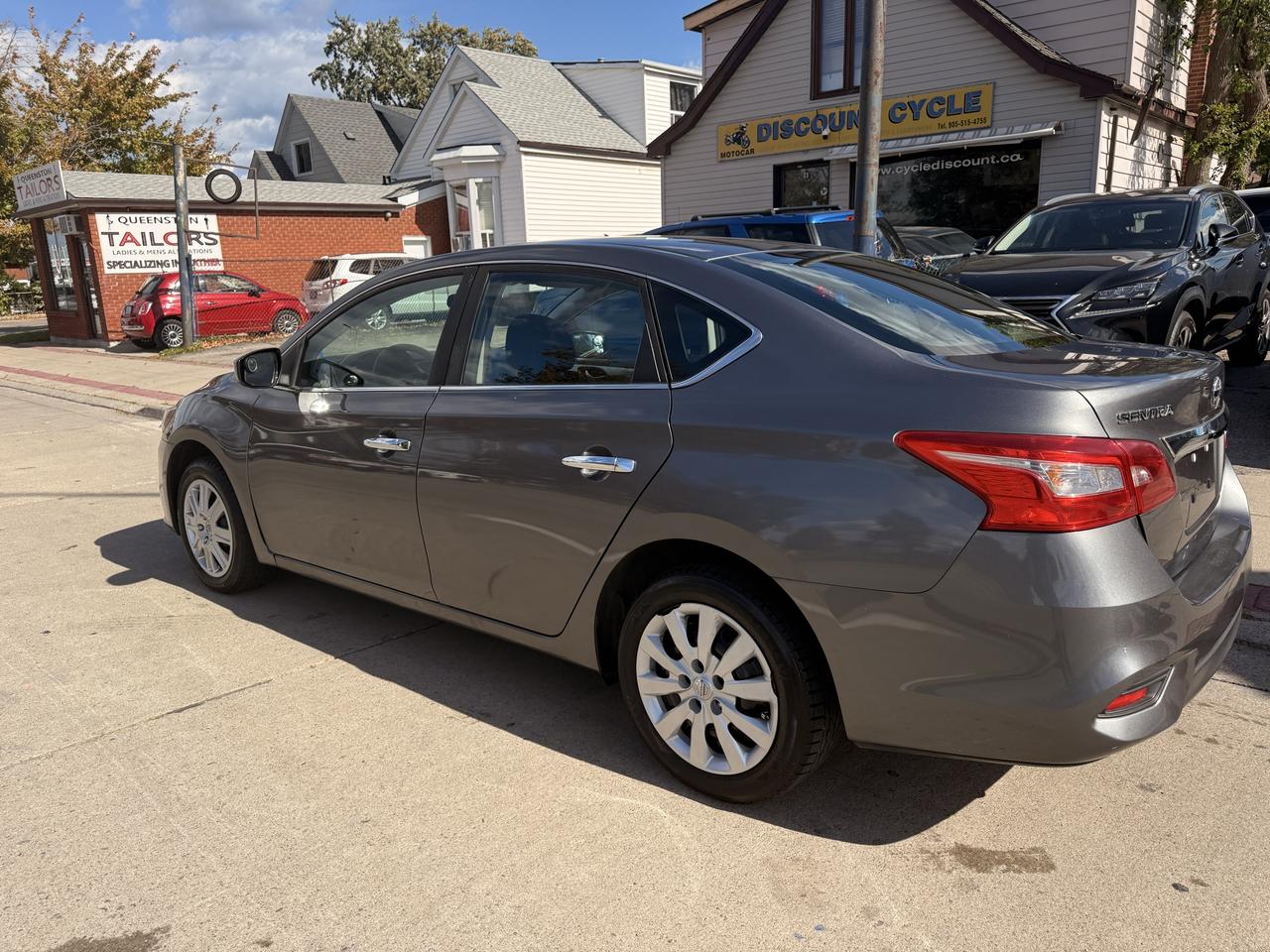 2017 Nissan Sentra 4dr Sdn Man S Photo