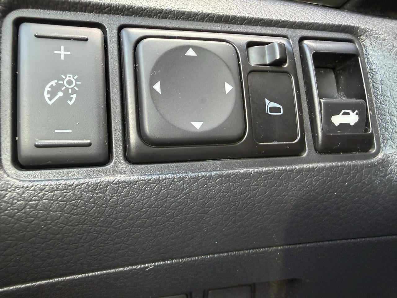 2017 Nissan Sentra 4dr Sdn Man S Photo