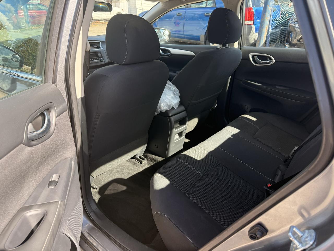 2017 Nissan Sentra 4dr Sdn Man S Photo