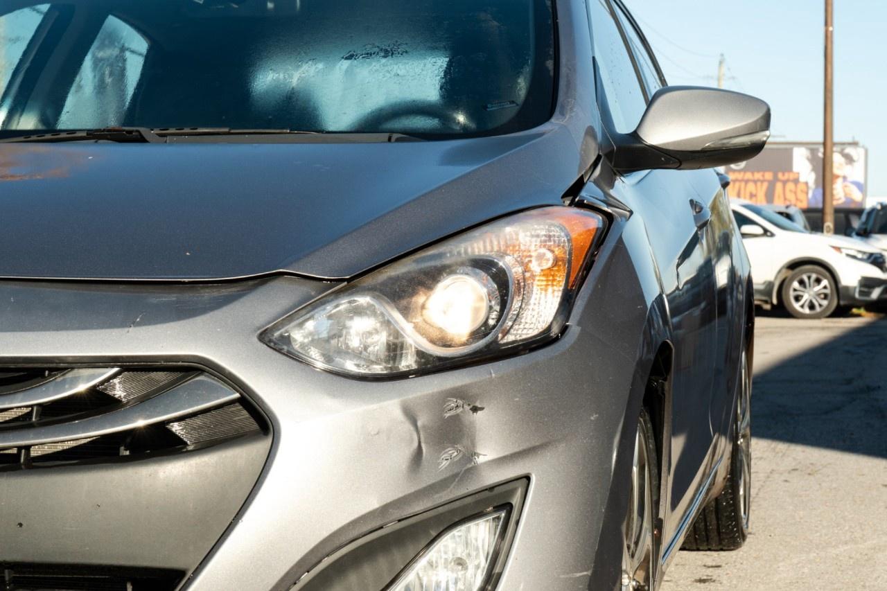 2013 Hyundai Elantra GT SE at Photo