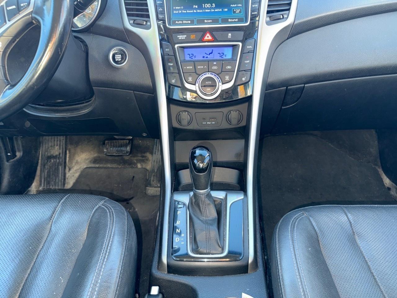 2013 Hyundai Elantra GT SE at Photo