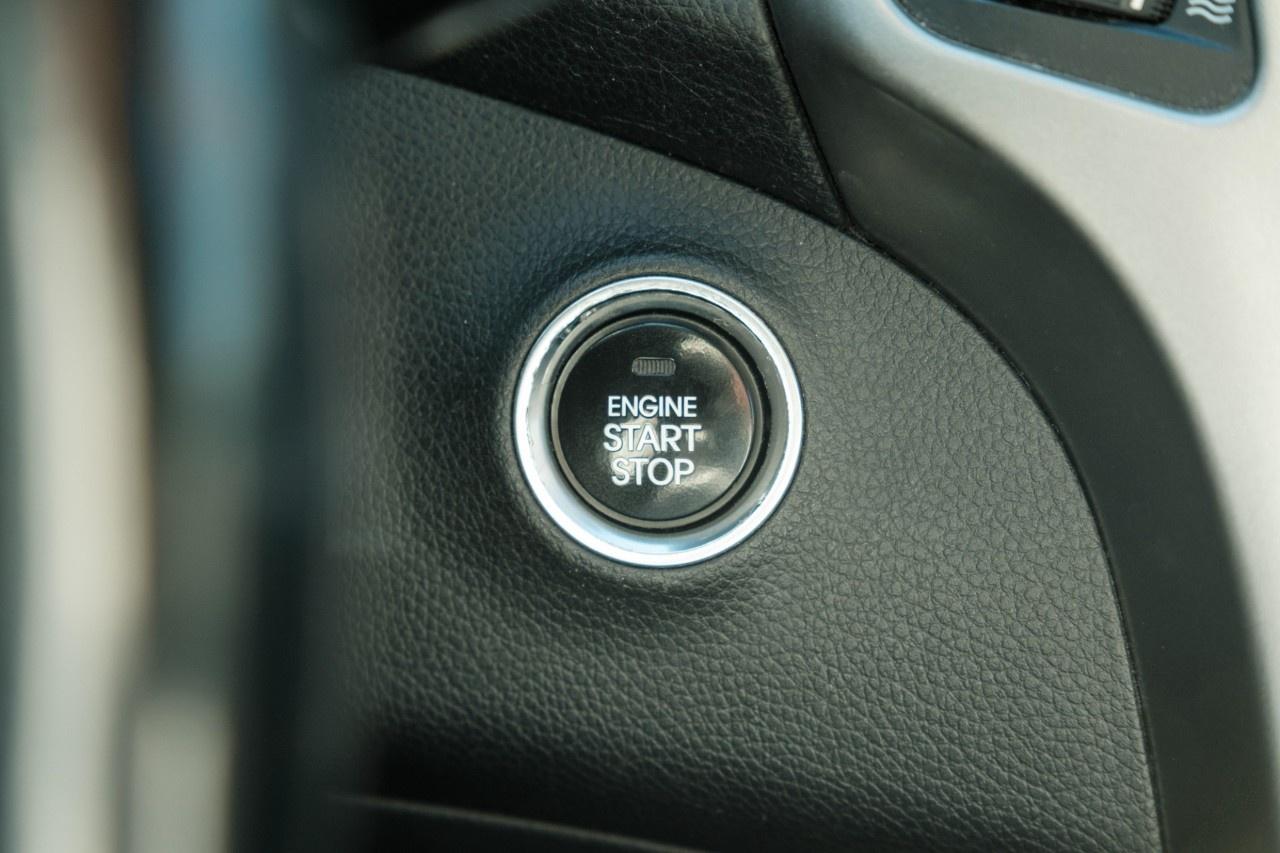 2013 Hyundai Elantra GT SE at Photo