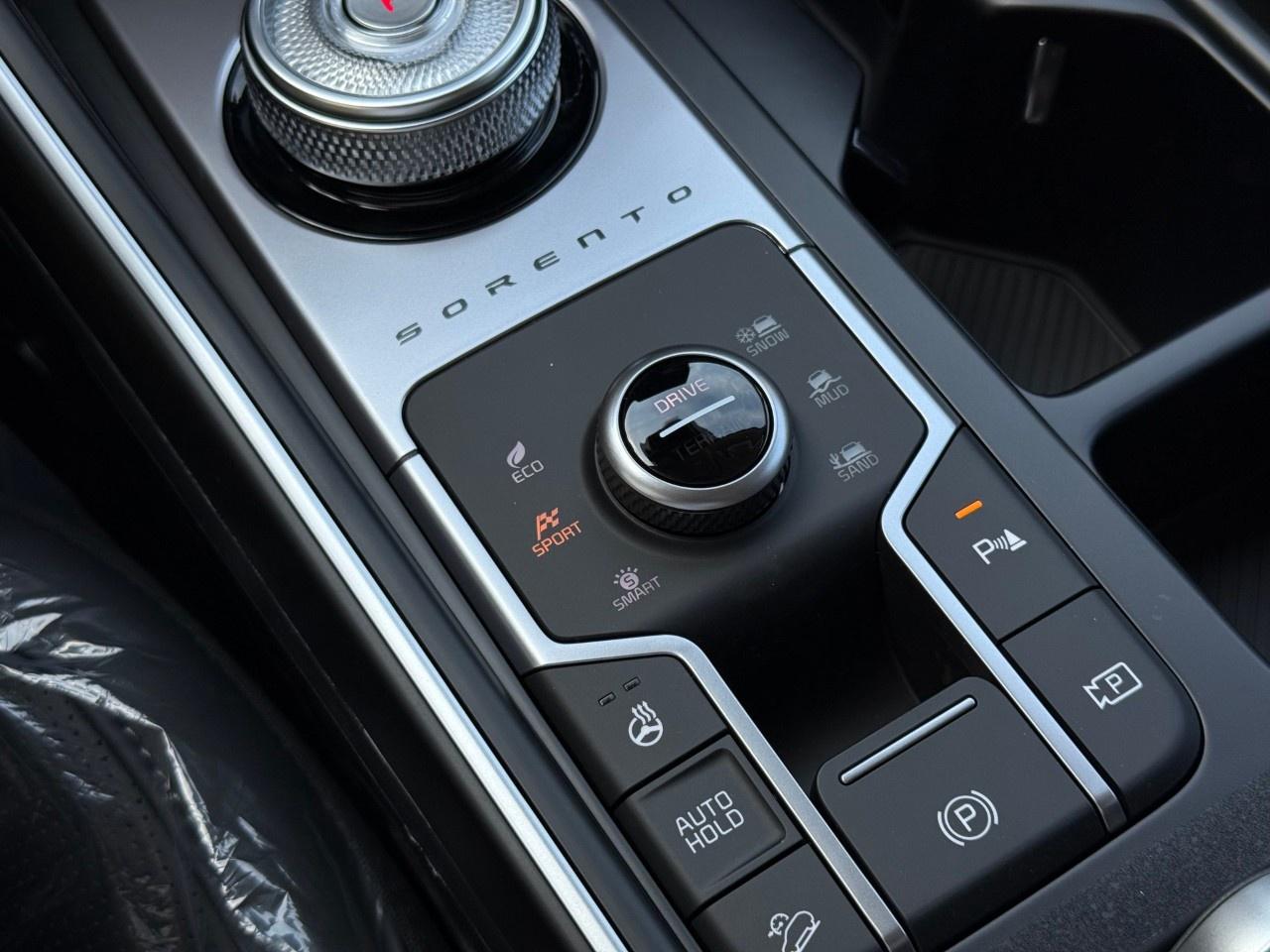 2026 Kia Sorento Hybrid EX AWD Photo