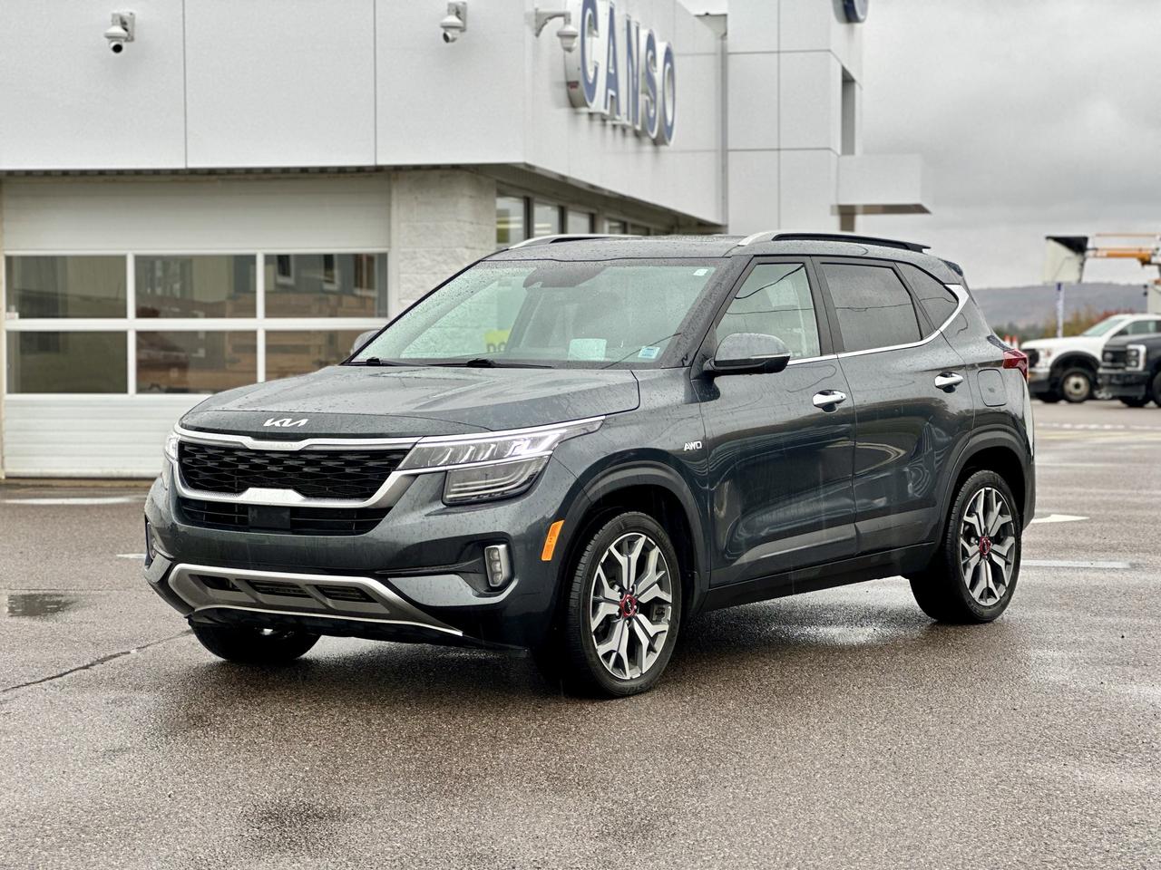 2023 Kia Seltos SX SX AWD W/ LEATHER / MOONROOF Photo2