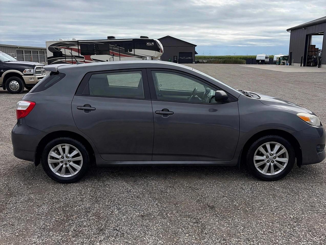 2010 Toyota Matrix  Photo