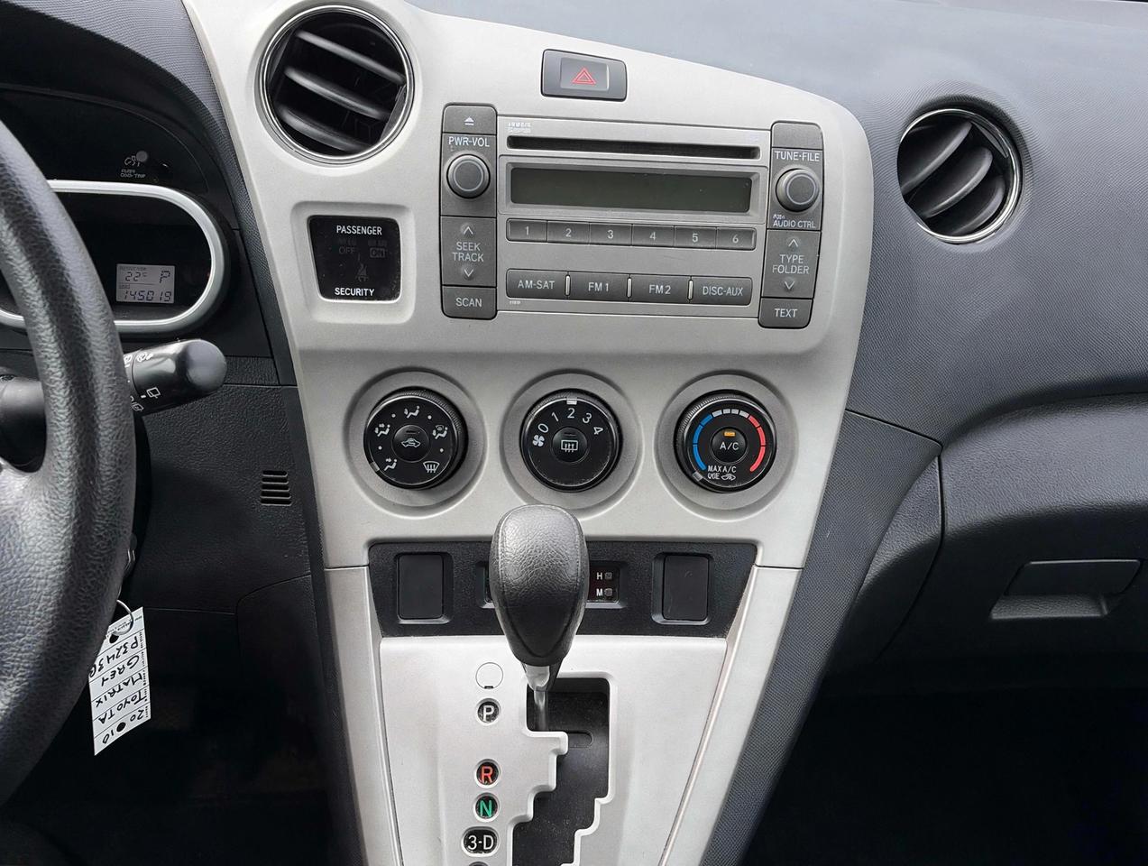 2010 Toyota Matrix  Photo