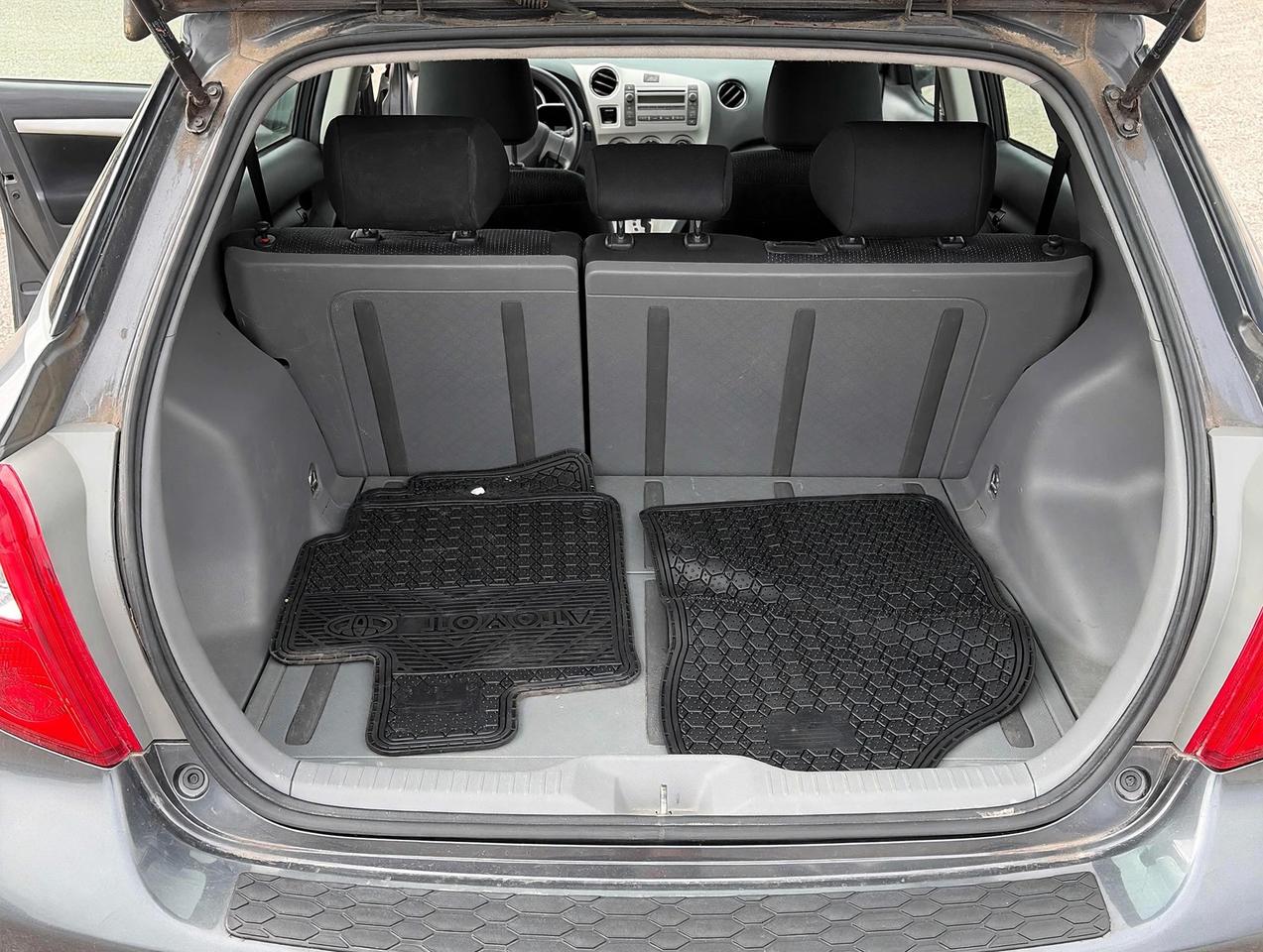 2010 Toyota Matrix  Photo
