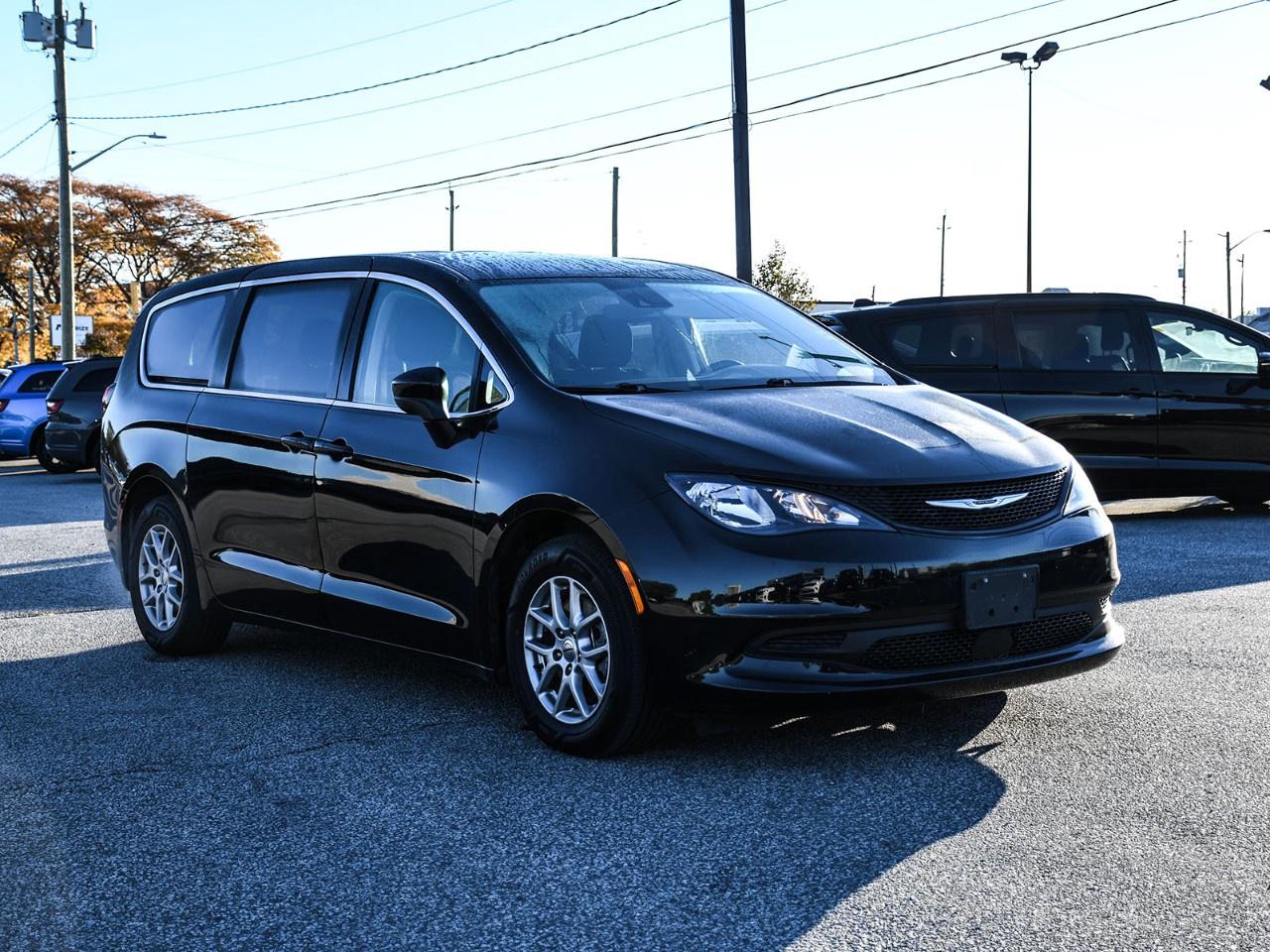 2024 Dodge Grand Caravan SXT 2WD Photo3
