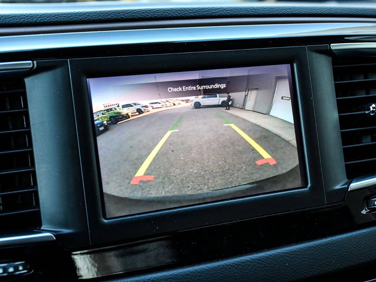 2024 Dodge Grand Caravan SXT 2WD Photo