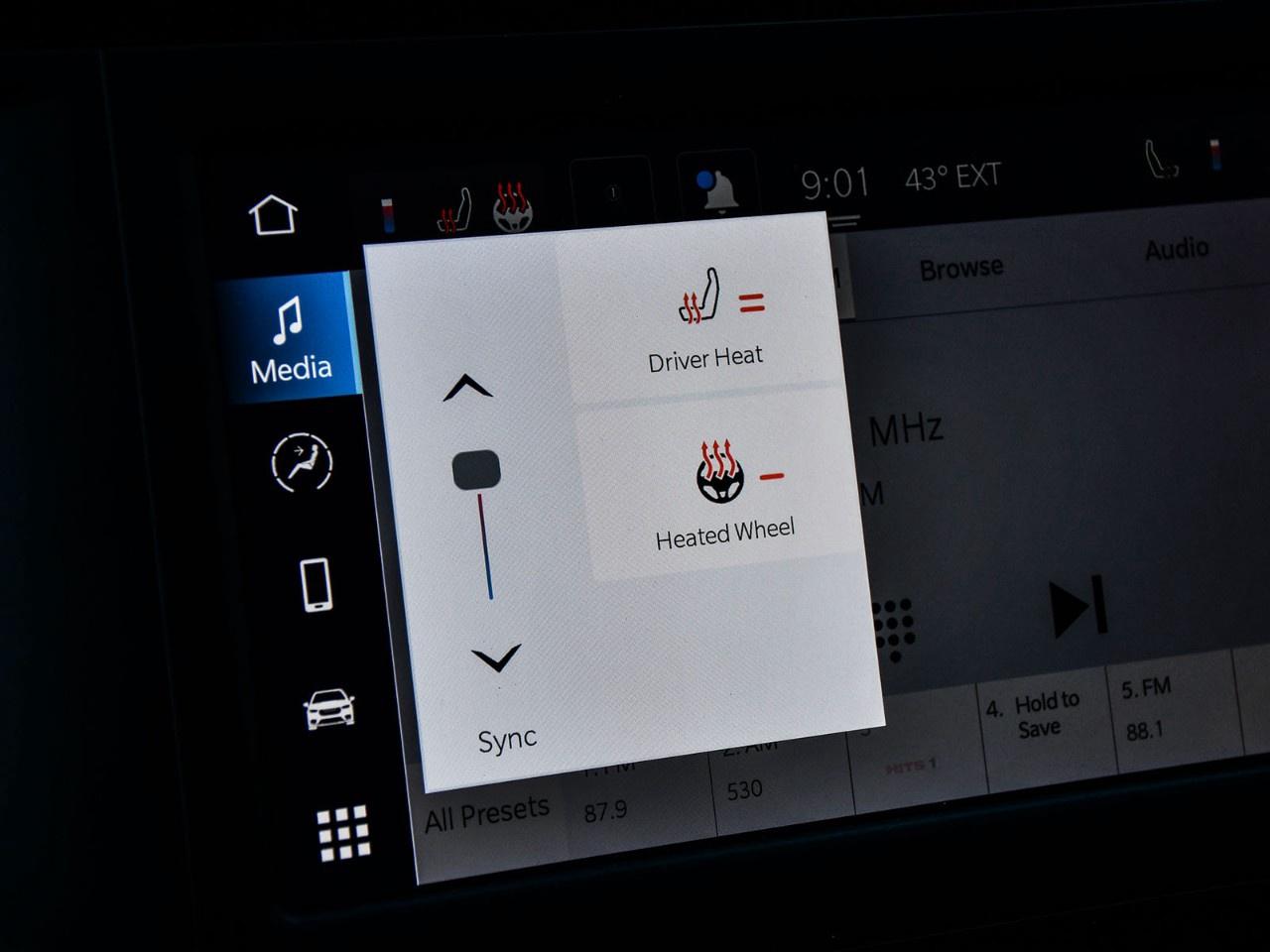 2024 Dodge Grand Caravan SXT 2WD Photo