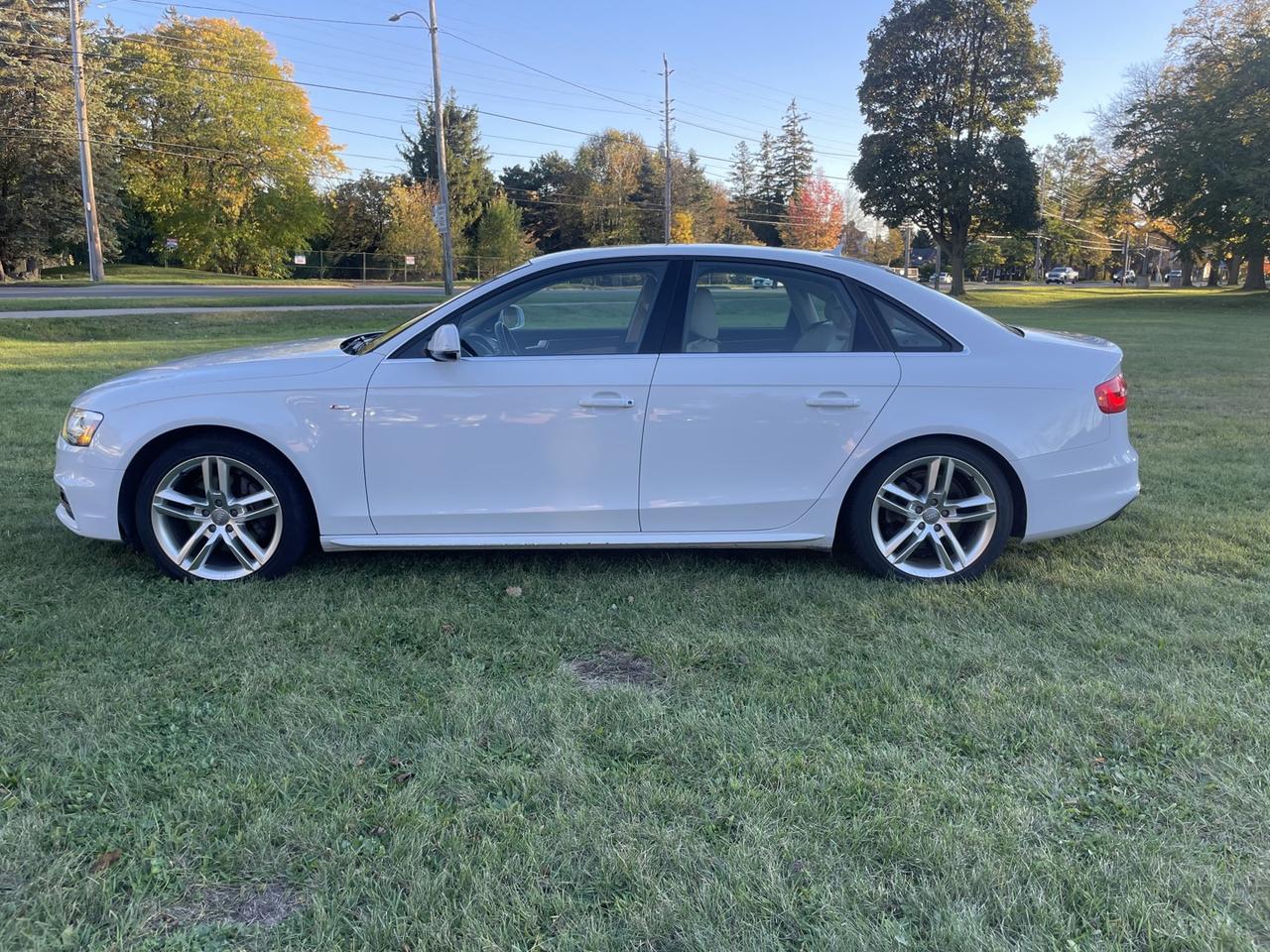 2015 Audi A4 2.0T quattro Technik *S-Line Photo