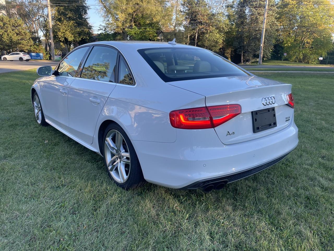 2015 Audi A4 2.0T quattro Technik *S-Line Photo