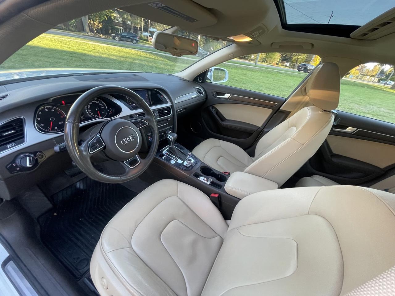 2015 Audi A4 2.0T quattro Technik *S-Line Photo