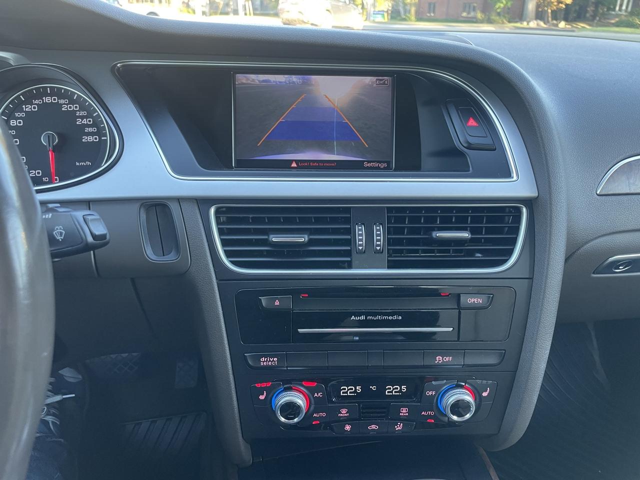 2015 Audi A4 2.0T quattro Technik *S-Line Photo