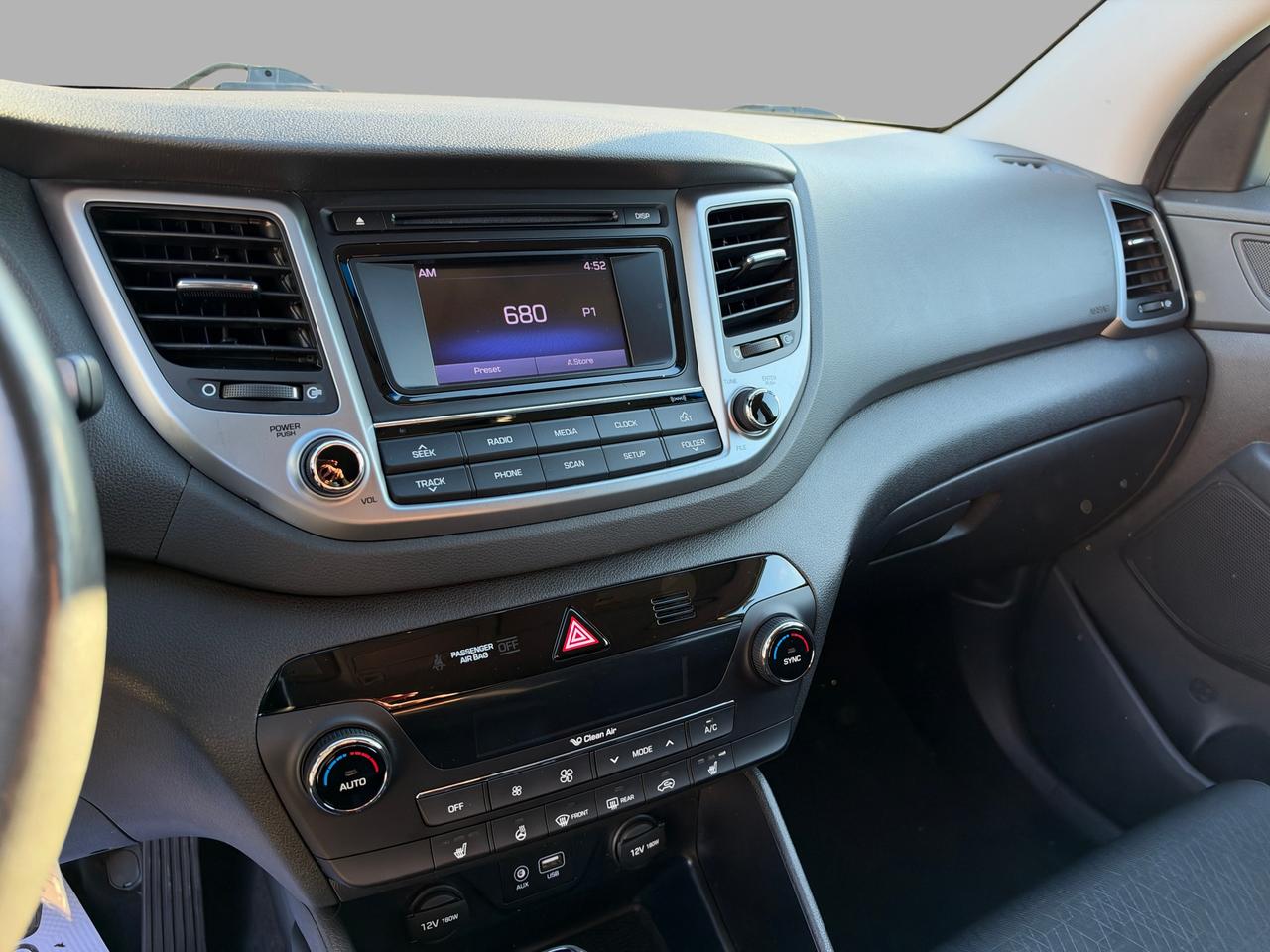 2016 Hyundai Tucson AWD 4DR 1.6L PREMIUM Photo