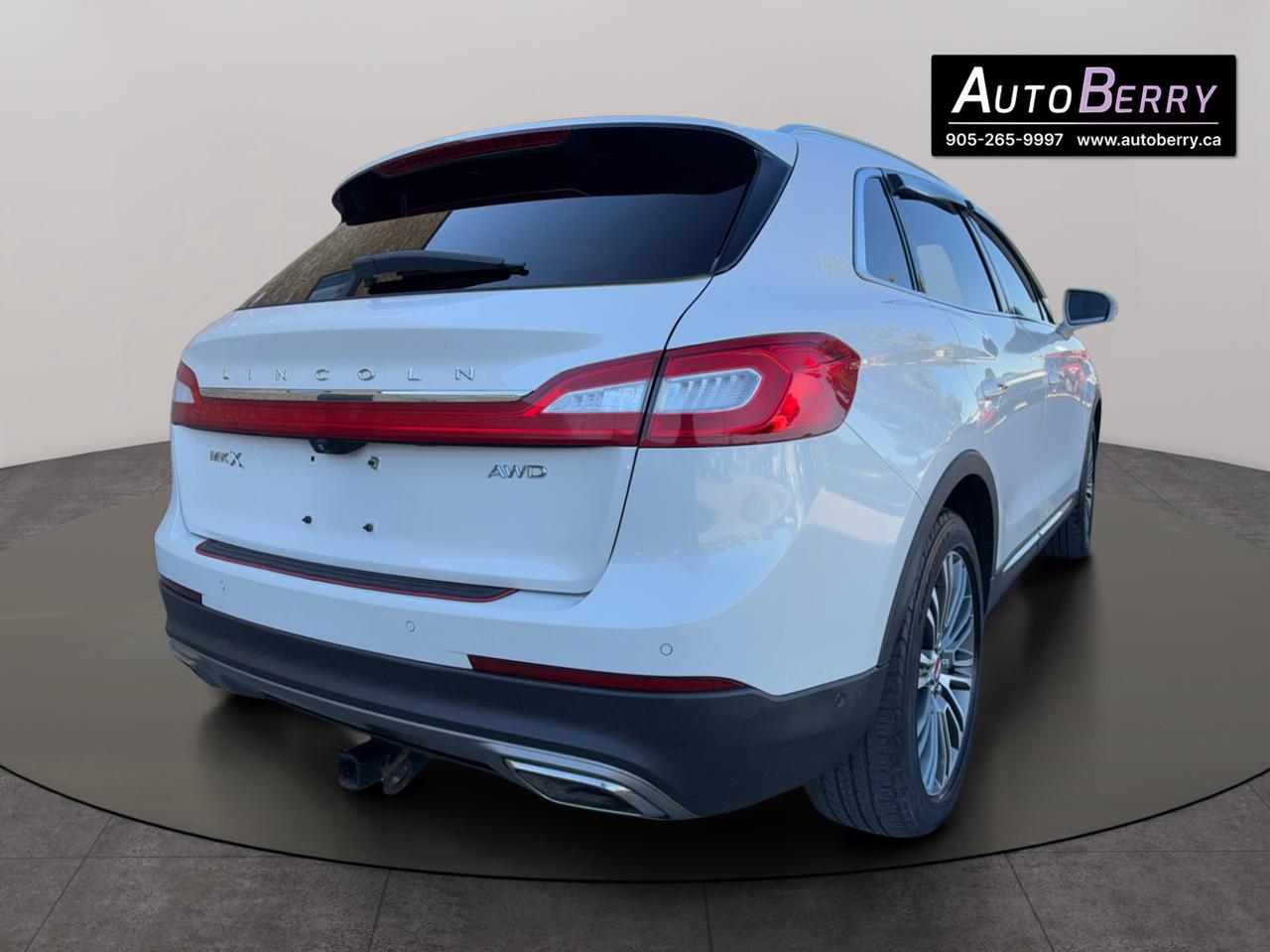 2016 Lincoln MKX Reserve Photo