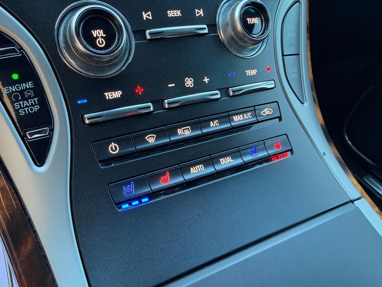 2016 Lincoln MKX Reserve Photo