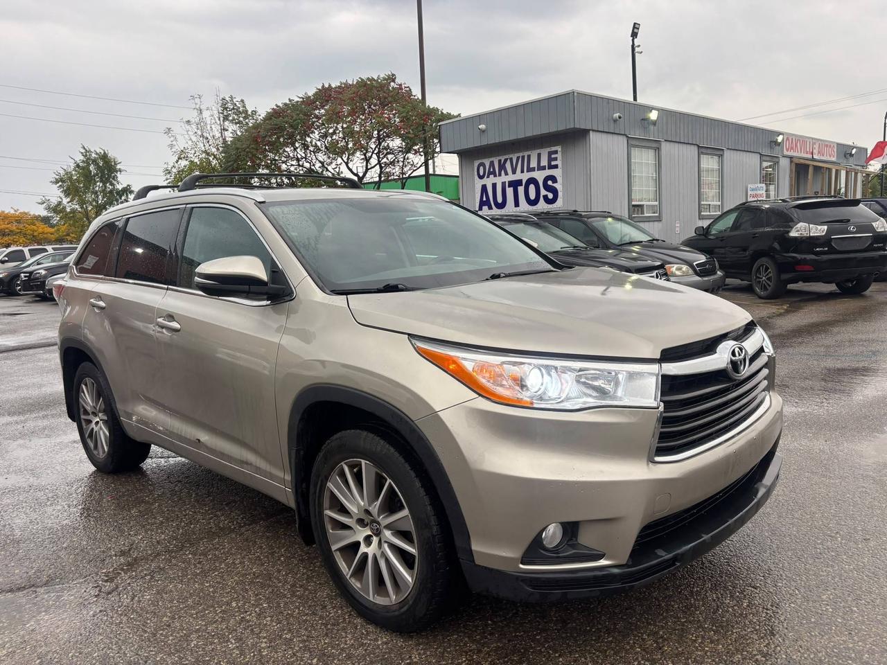 2016 Toyota Highlander AWD 4DR XLE Photo