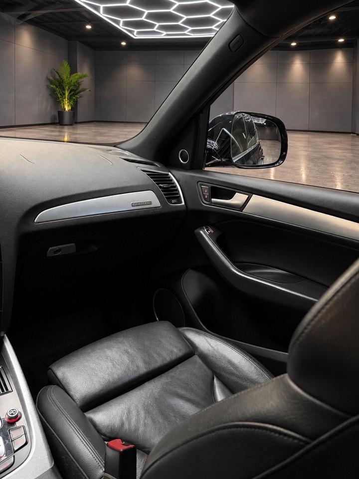 2015 Audi Q5 quattro 4dr 3.0T Technik Photo