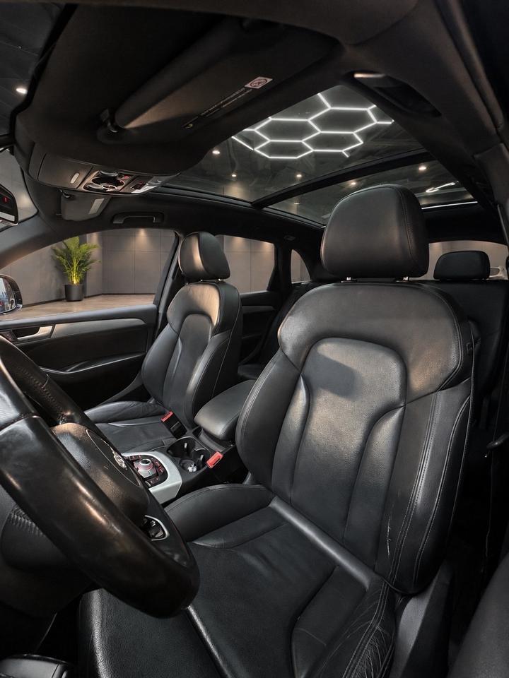 2015 Audi Q5 quattro 4dr 3.0T Technik Photo