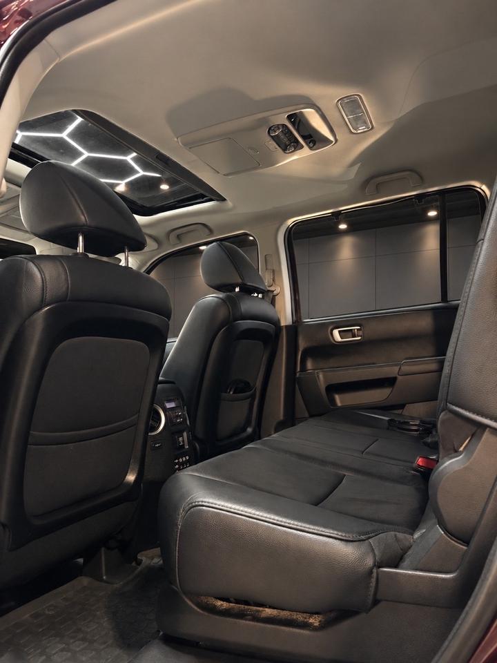2015 Honda Pilot 4WD 4dr Touring Photo