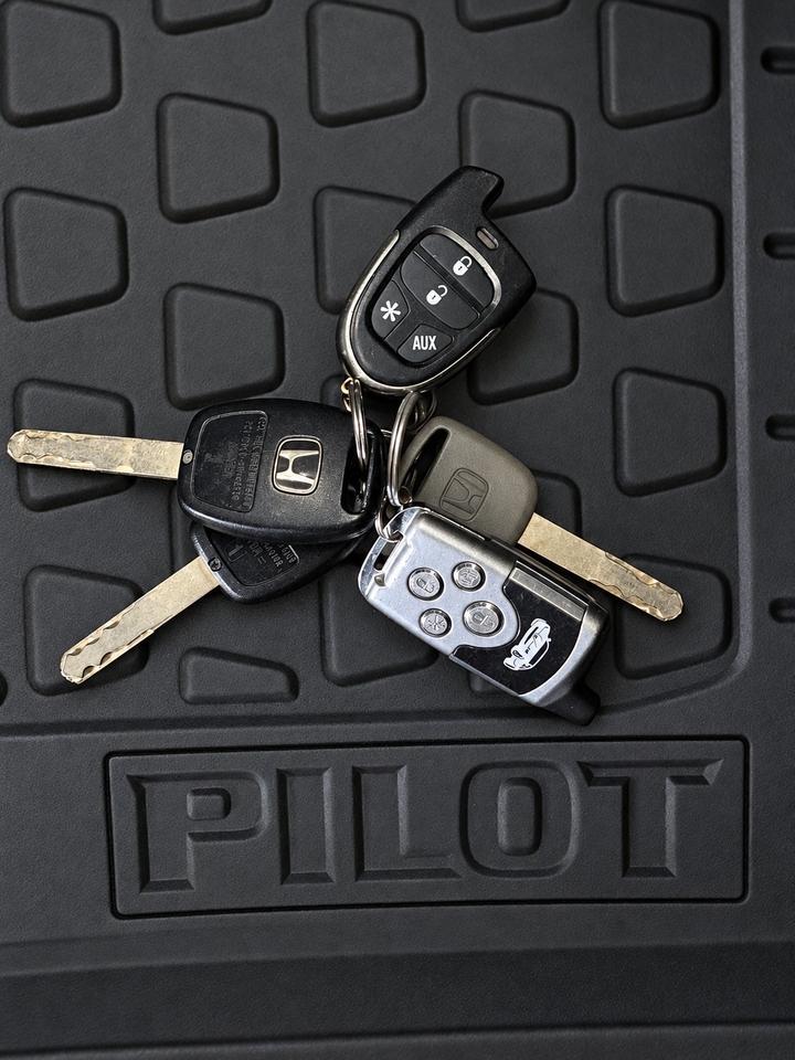 2015 Honda Pilot 4WD 4dr Touring Photo