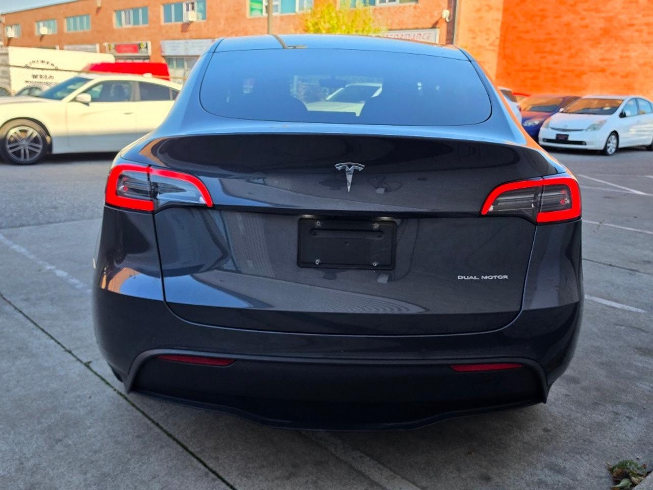 2021 Tesla Model Y LONG RANGE AWD DUAL MOTOR-CERTIFIED Photo