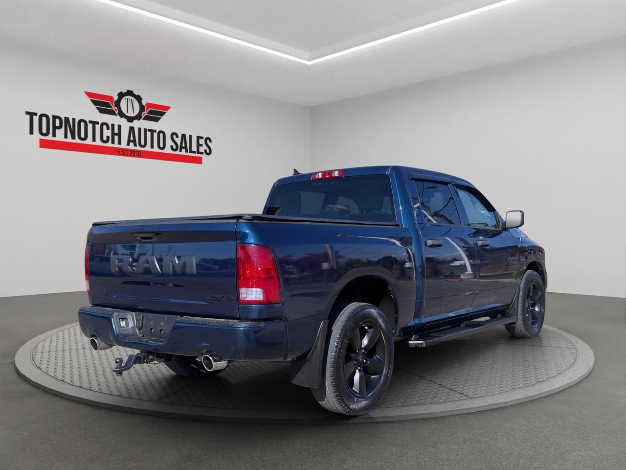 2019 RAM 1500 Classic EXPRESS 4X4 CREW CAB 5'7" BOX Photo