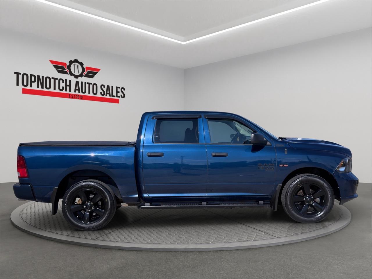 2019 RAM 1500 Classic EXPRESS 4X4 CREW CAB 5'7" BOX Photo