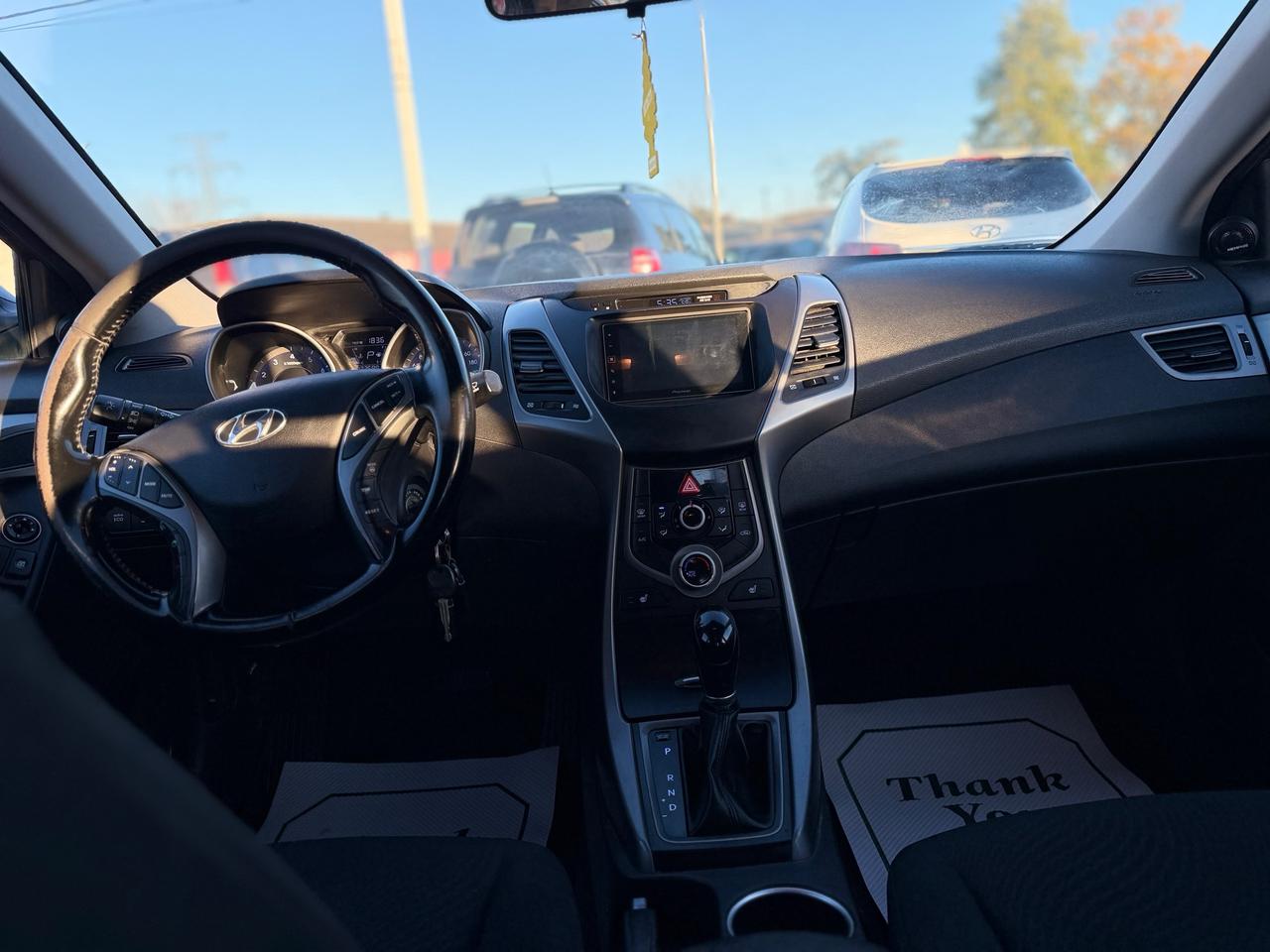 2016 Hyundai Elantra GLS Photo