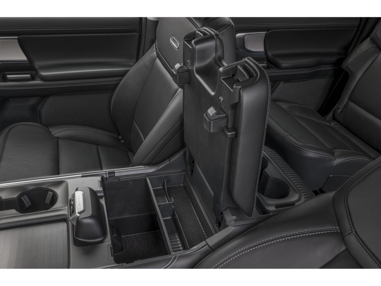 2027 Ford Expedition Platinum Max 4X4 Photo