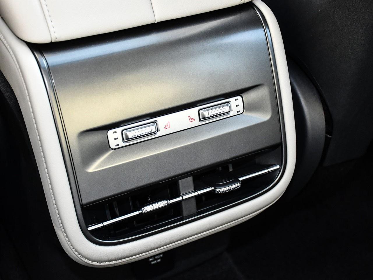 2026 Lincoln Nautilus Reserve AWD Photo