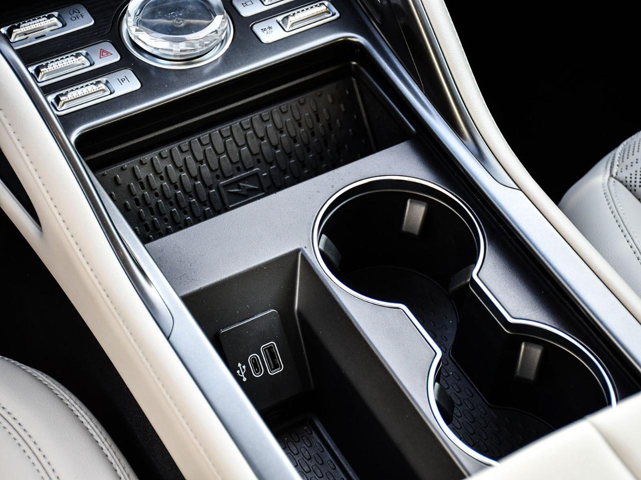 2026 Lincoln Nautilus Reserve AWD Photo
