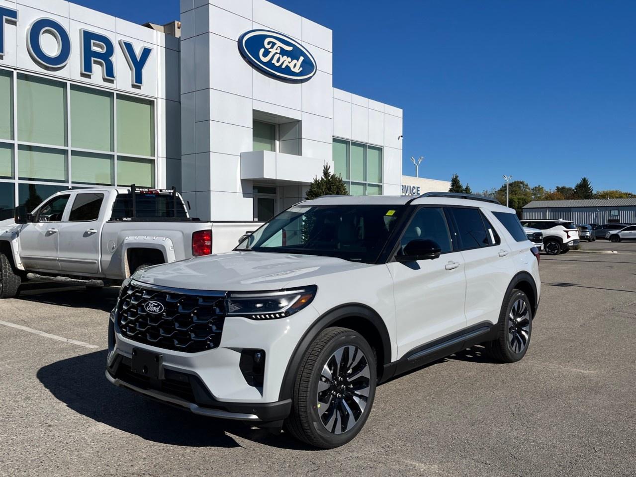 2027 Ford Explorer Platinum 4WD Photo1