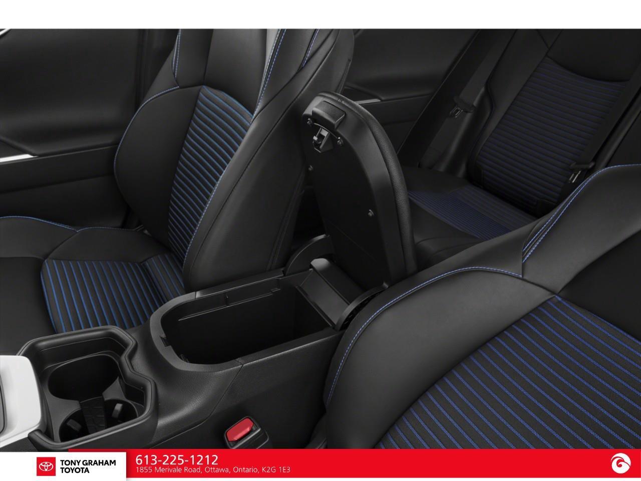 2022 Toyota RAV4 Hybrid XSE Photo