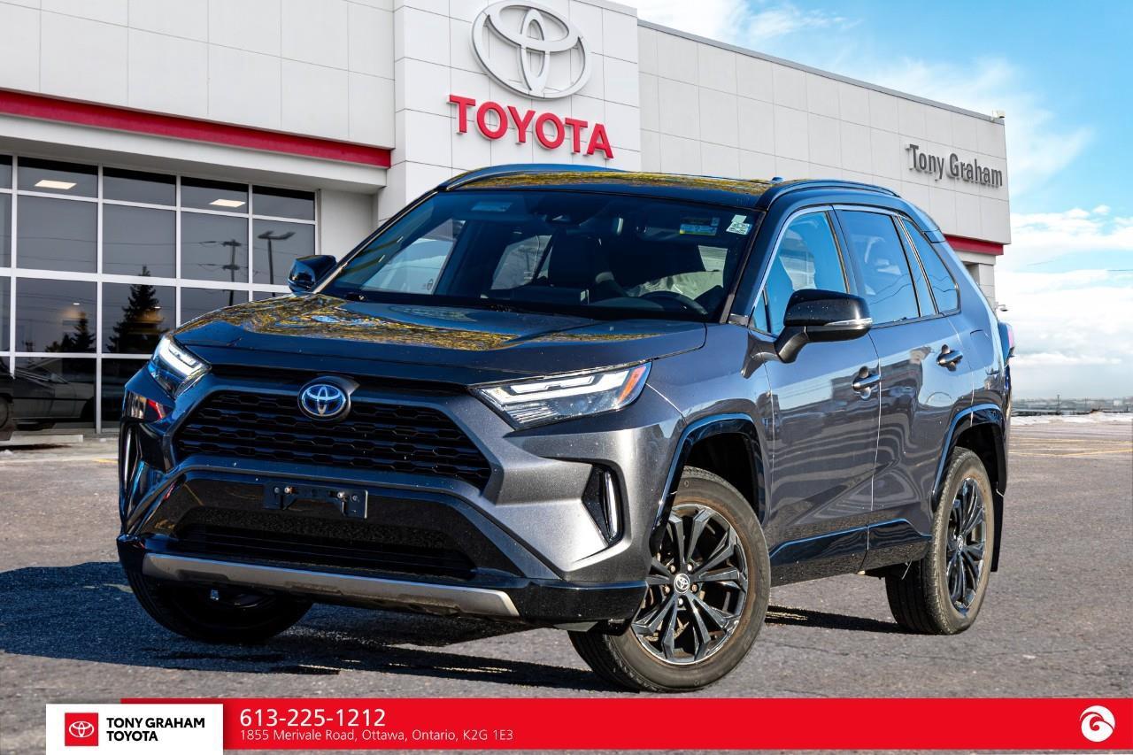 2022 Toyota RAV4 Hybrid XSE Photo0
