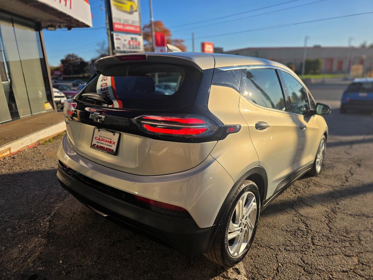 2023 Chevrolet Bolt EV 1LT EV | 400km Range EPA | One Owner | Photo