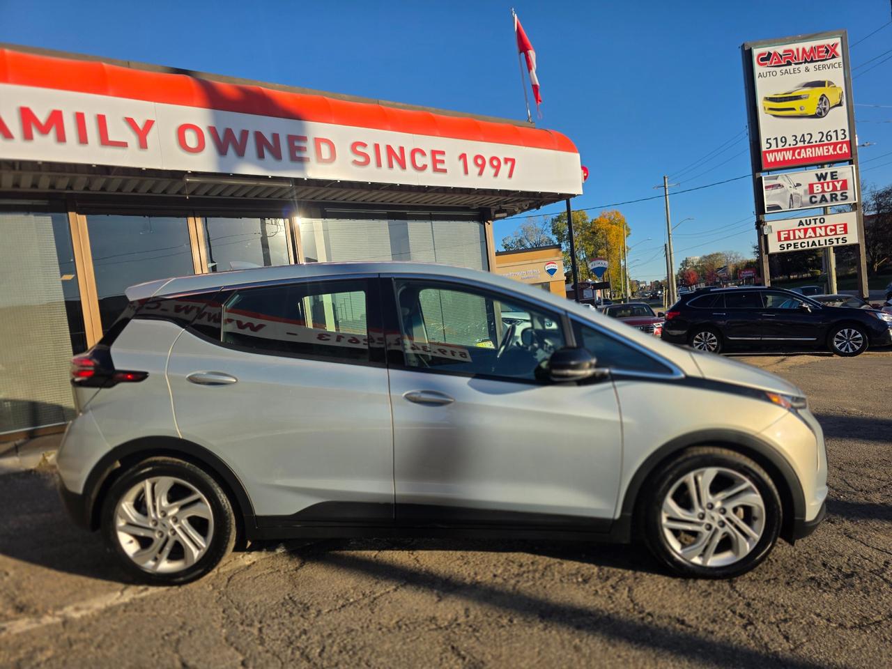 2023 Chevrolet Bolt EV 1LT EV | 400km Range EPA | One Owner | Photo