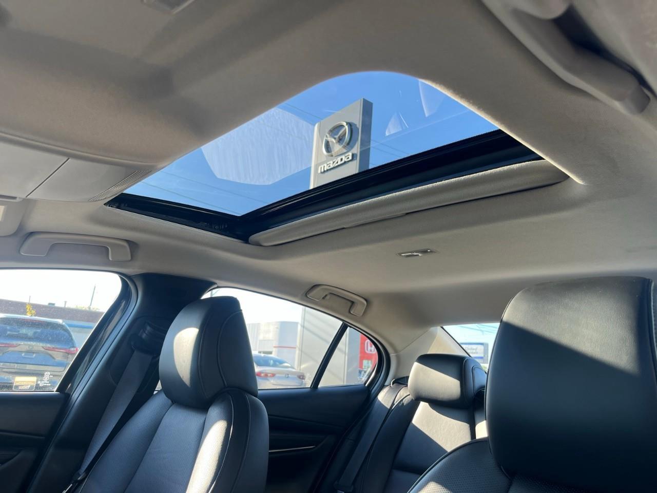 2024 Mazda MAZDA3 GT Wireless Apple CarPlay & Android Auto | Built In Navigation | Adaptive Cruise Control Photo