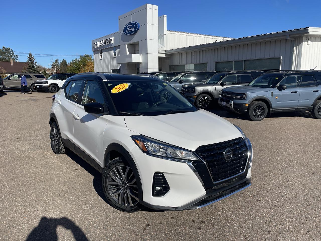 2021 Nissan Kicks SV Photo0